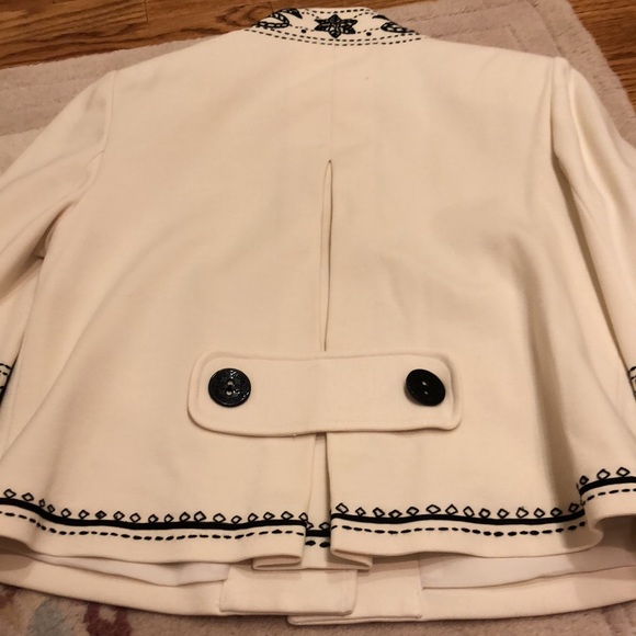 Ladies embroidered jacket - Picture 5 of 5